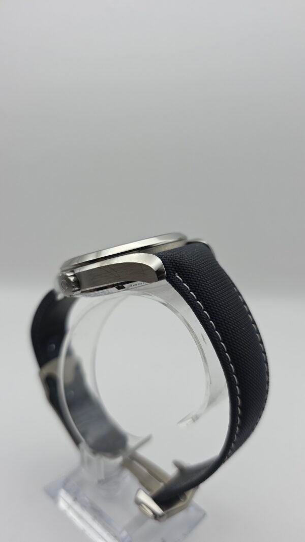 Omega aqua terra seamaster good planet GMT 231.92.43.22.04.001 White 43mm Titanium Limited Edition