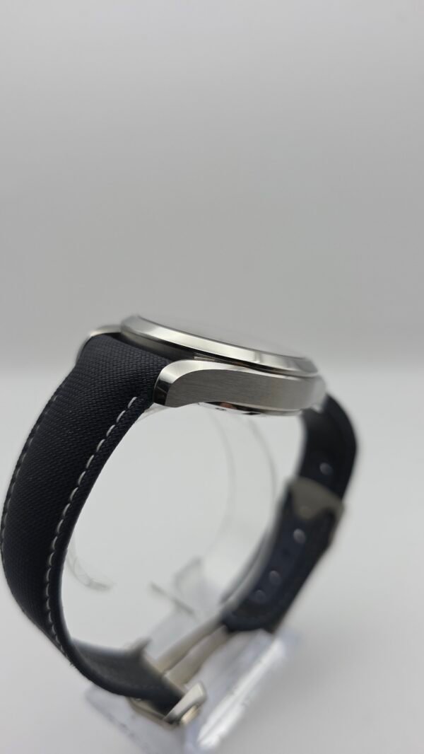 Omega aqua terra seamaster good planet GMT 231.92.43.22.04.001 White 43mm Titanium Limited Edition