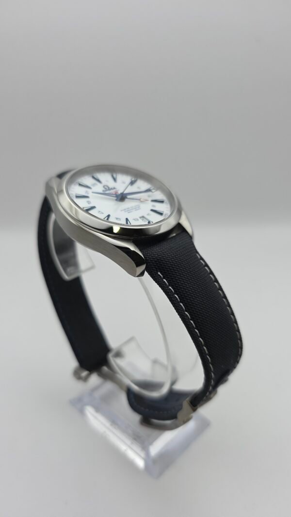 Omega aqua terra seamaster good planet GMT 231.92.43.22.04.001 White 43mm Titanium Limited Edition