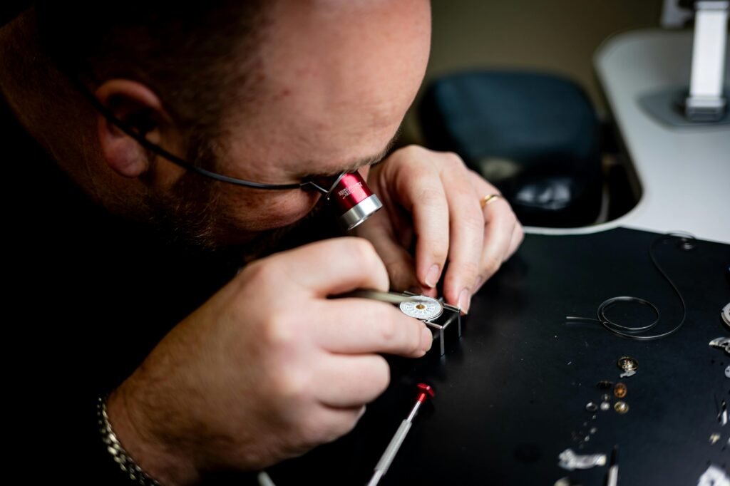 At Jingleman, authenticity is non-negotiable. Every watch we handle is treated with respect, scrutinised with care, and verified with intent. Not because we have to — but because this is what true luxury demands.