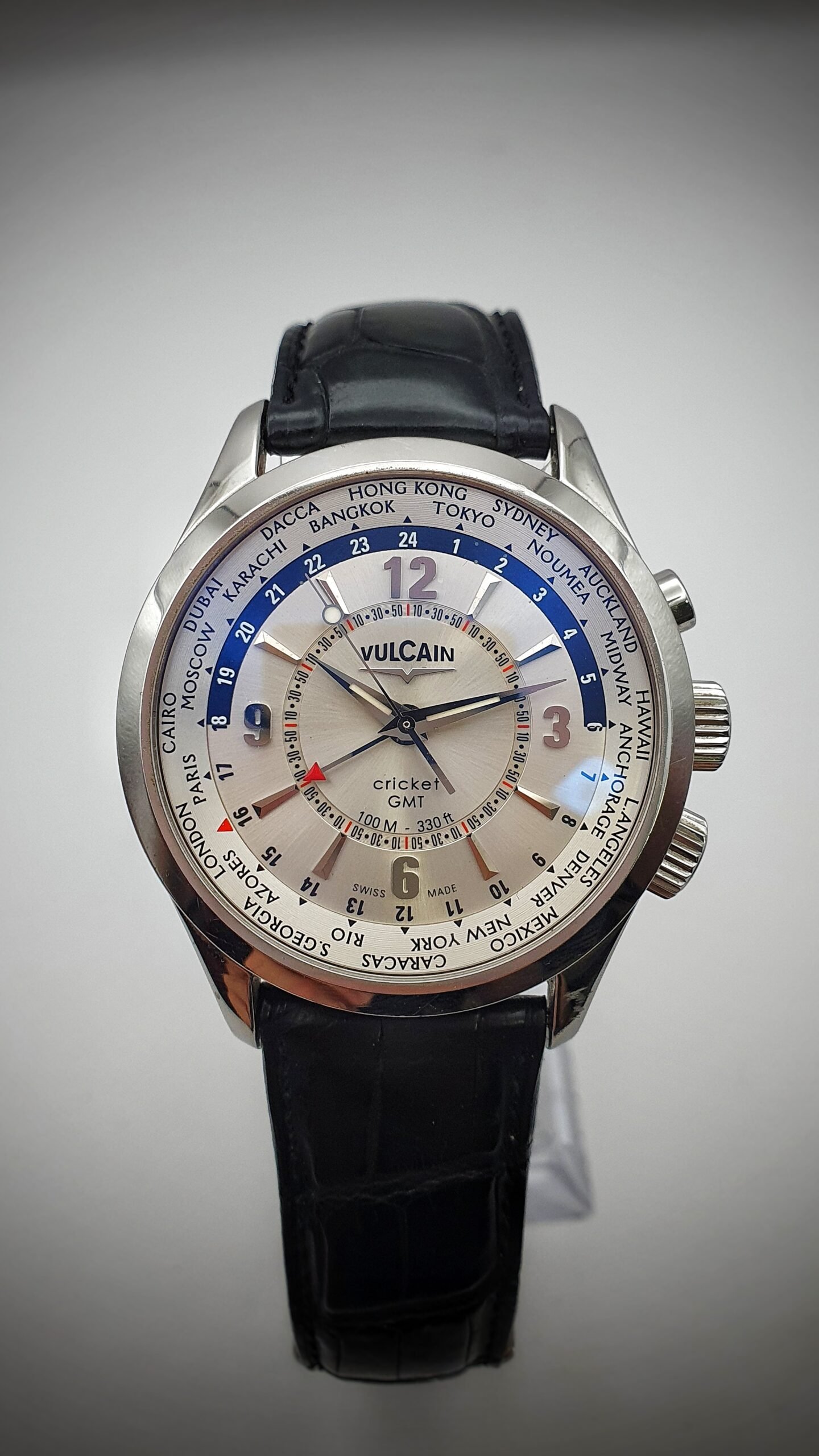 Vulcain Cricket Aviator GMT Worldtimer Alarm - Image 1
