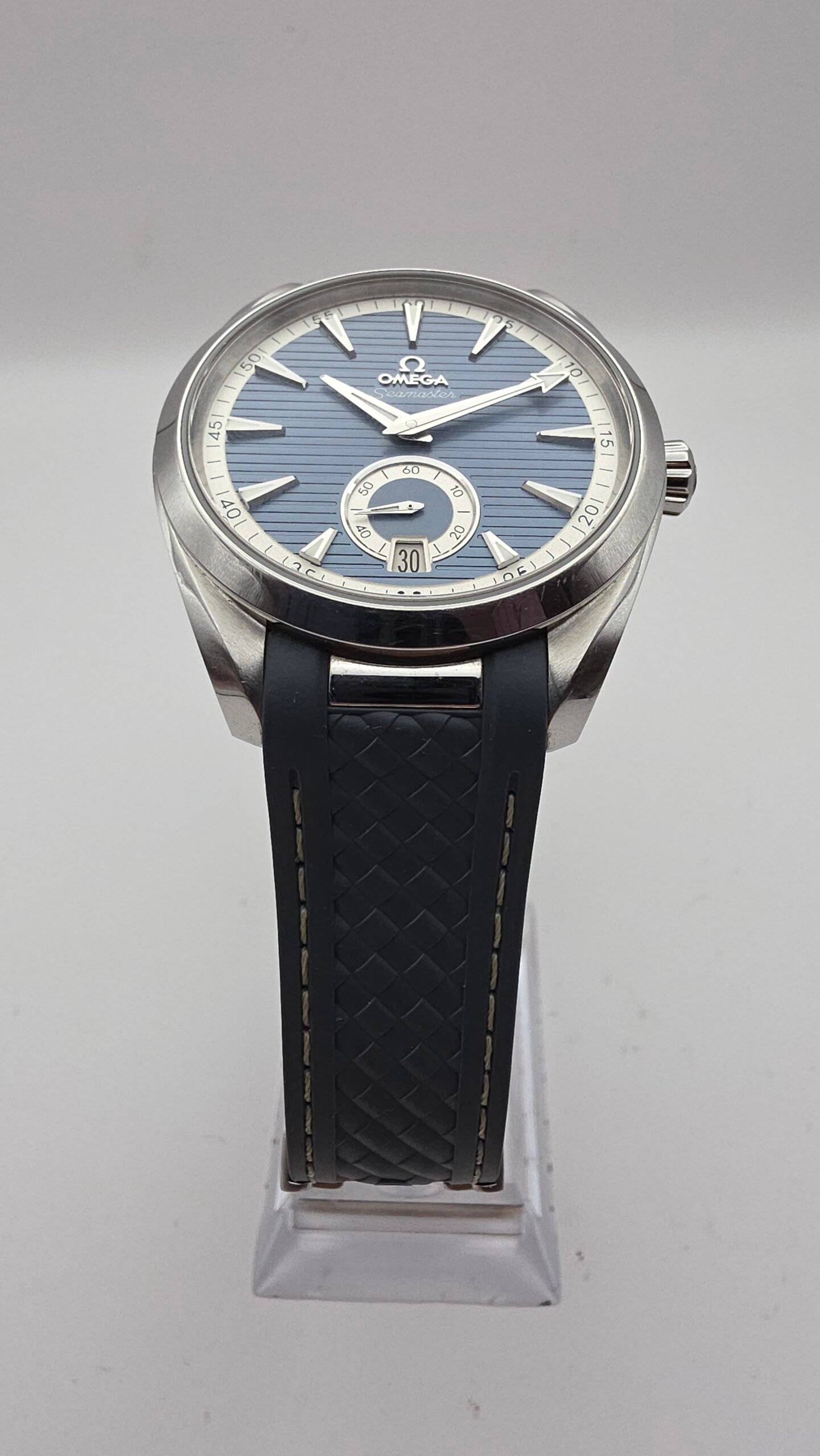 Omega Seamaster Aqua Terra Small Seconds 220.12.41.21.03.005 Blue 41mm Steel Full Set - Image 2