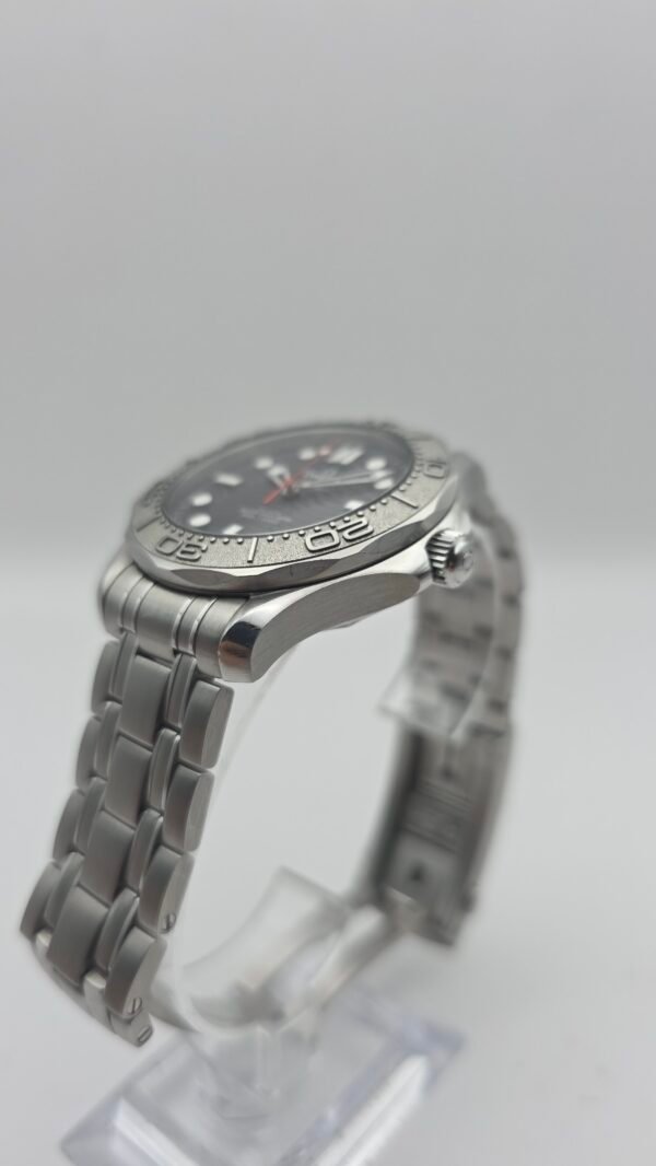 Omega Seamaster 300 Nekton 210.30.42.20.01.002 Black 42mm Stainless Steel Full Set MSRP 10K