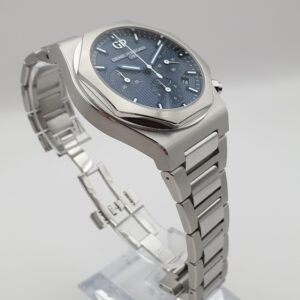 Girard Perregaux GP Laureato Chronograph 81020-11-431-11A 42mm Blue Steel Complete Set Box Papers MSRP 27000 - Image 5