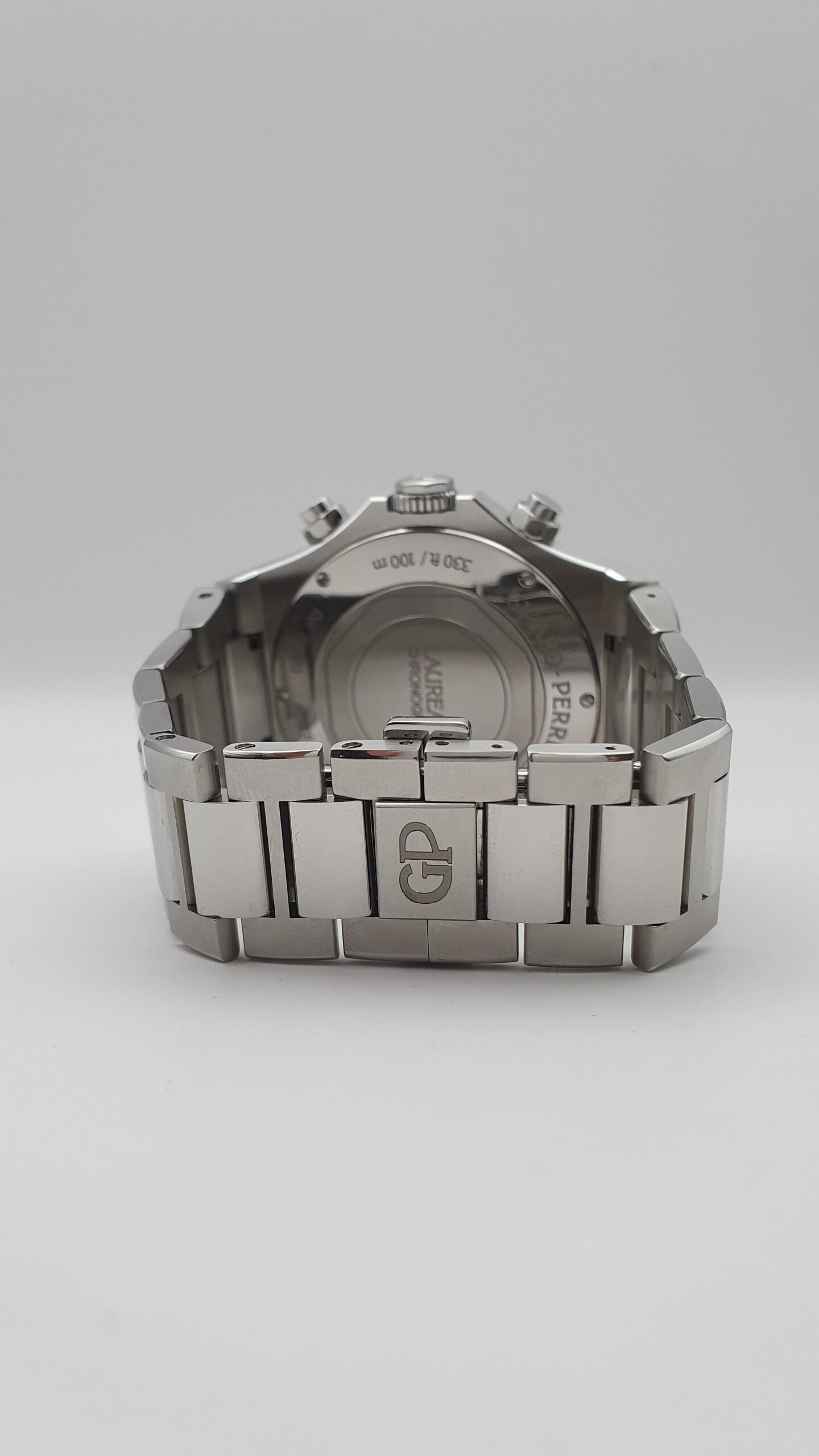 Girard Perregaux GP Laureato Chronograph 81020-11-431-11A 42mm Blue Steel Complete Set Box Papers MSRP 27000 - Image 7