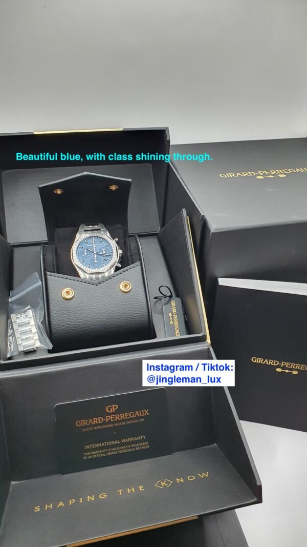 Girard Perregaux GP Laureato Chronograph 81020-11-431-11A 42mm Blue Steel Complete Set Box Papers MSRP 27000