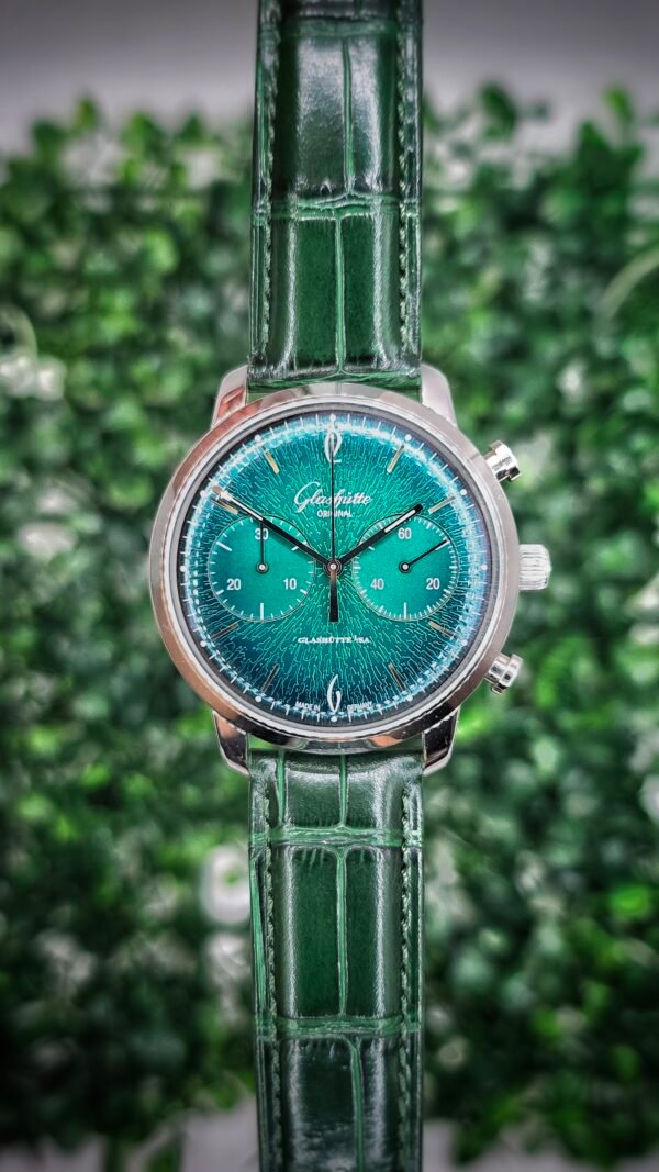 Glashutte Original Sixties Chronograph Annual Edition 1-39-34-05-22-04 Automatic 42mm Green Stainless Steel Full Set