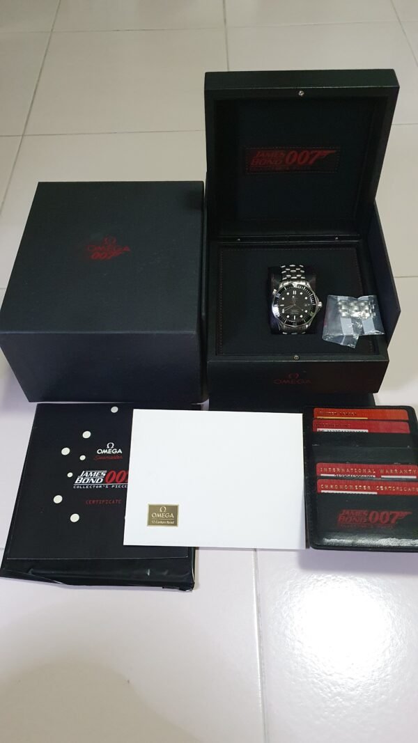 Omega Seamaster Diver 300m 007 James Bond Limited Edition 212.30.41.20.01.001 41mm Black Stainless Steel Full Set