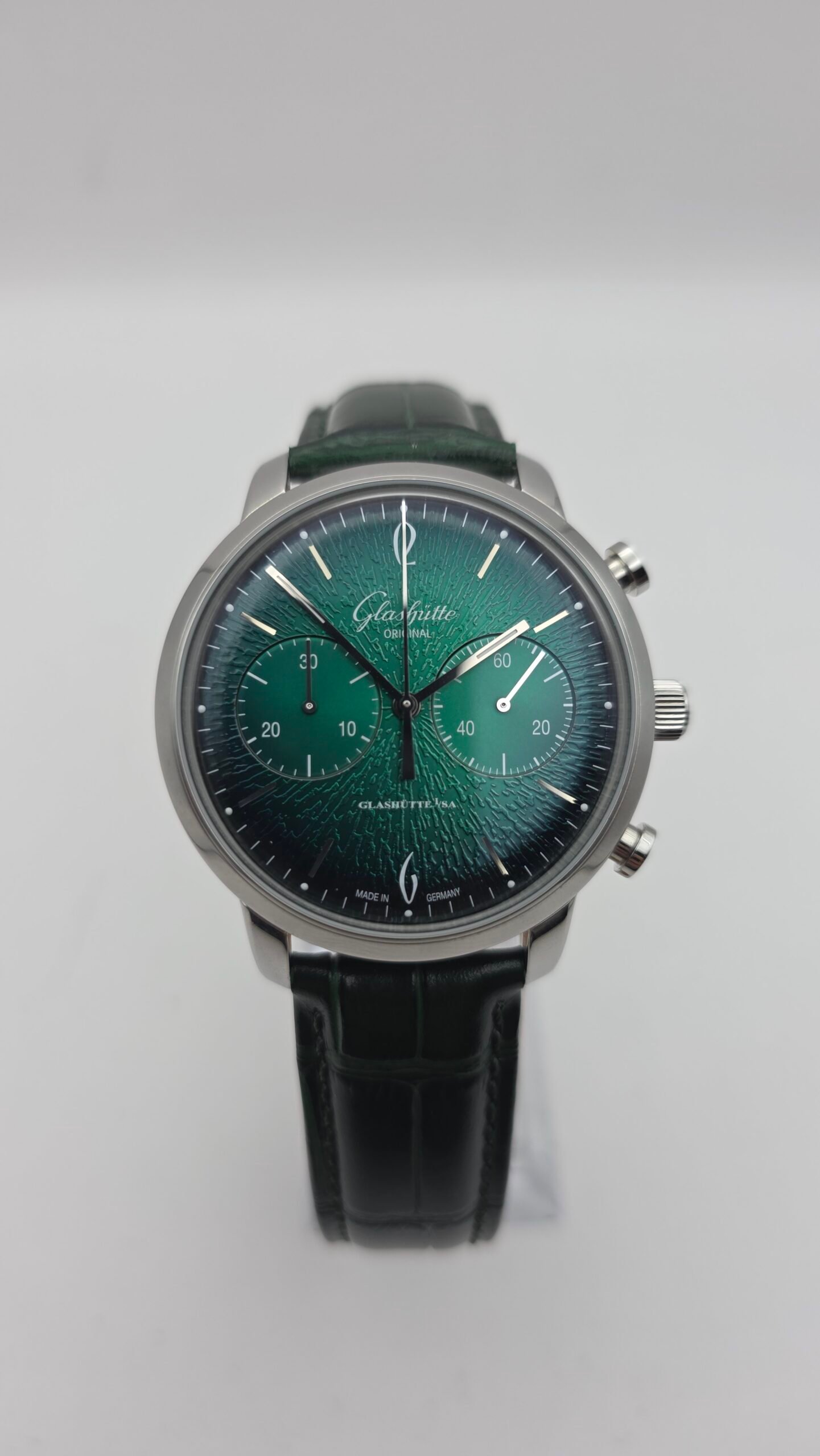 Glashutte Original Sixties Chronograph Annual Edition 1-39-34-05-22-04 Automatic 42mm Green Stainless Steel Full Set - Image 2