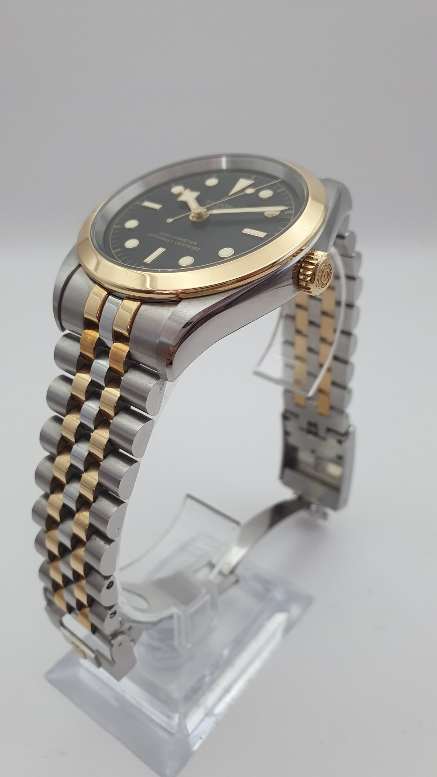 Tudor Black Bay One 41 M79683-0001 M79683 Black 41mm Steel Gold Two Tone Full Set MSRP 8.5K - Image 4