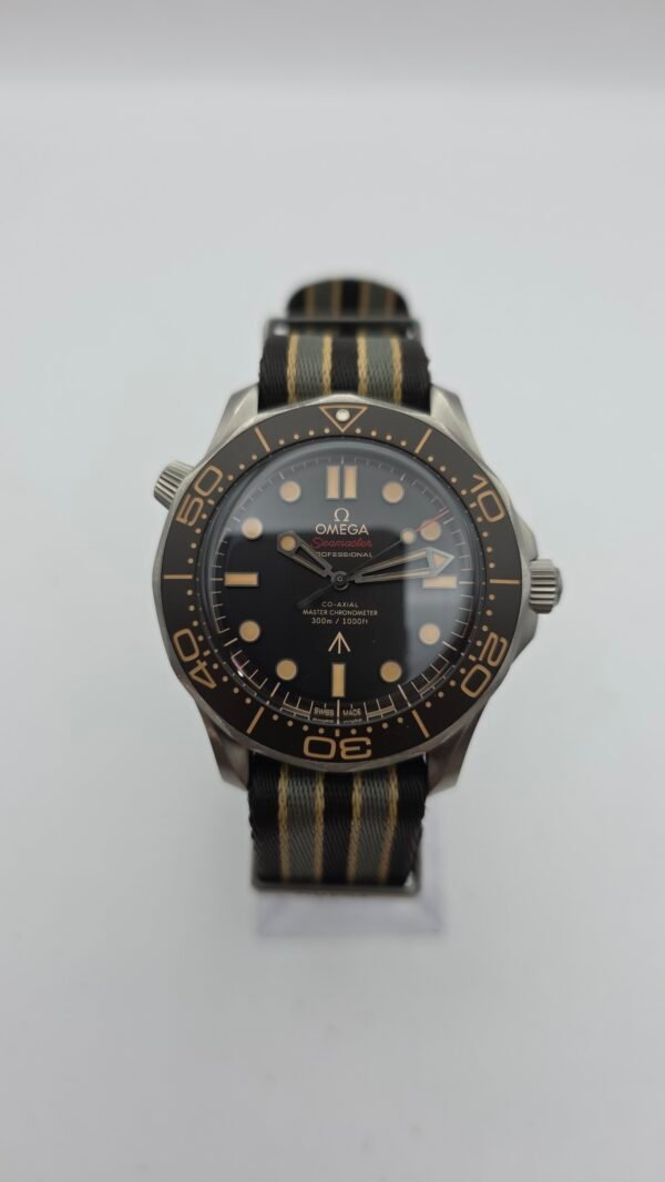 Omega James Bond Seamaster Diver 300m 210.92.42.20.01.001 No Time To Die NTTD 42mm Titanium Brown Full Set