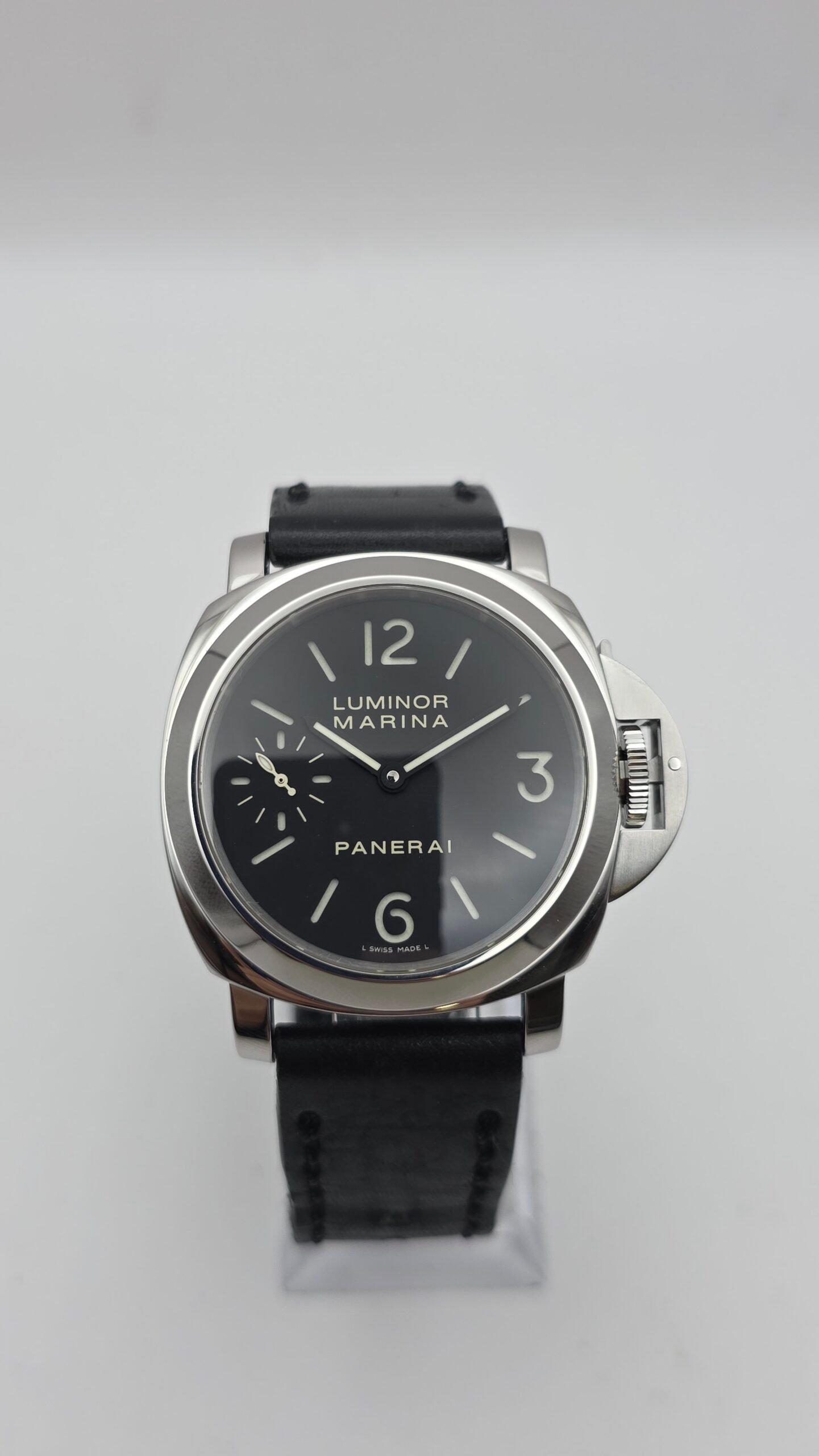 Panerai Luminor Marina PAM 111 PAM00111 44mm Black Steel Complete Set Box Papers - Image 2