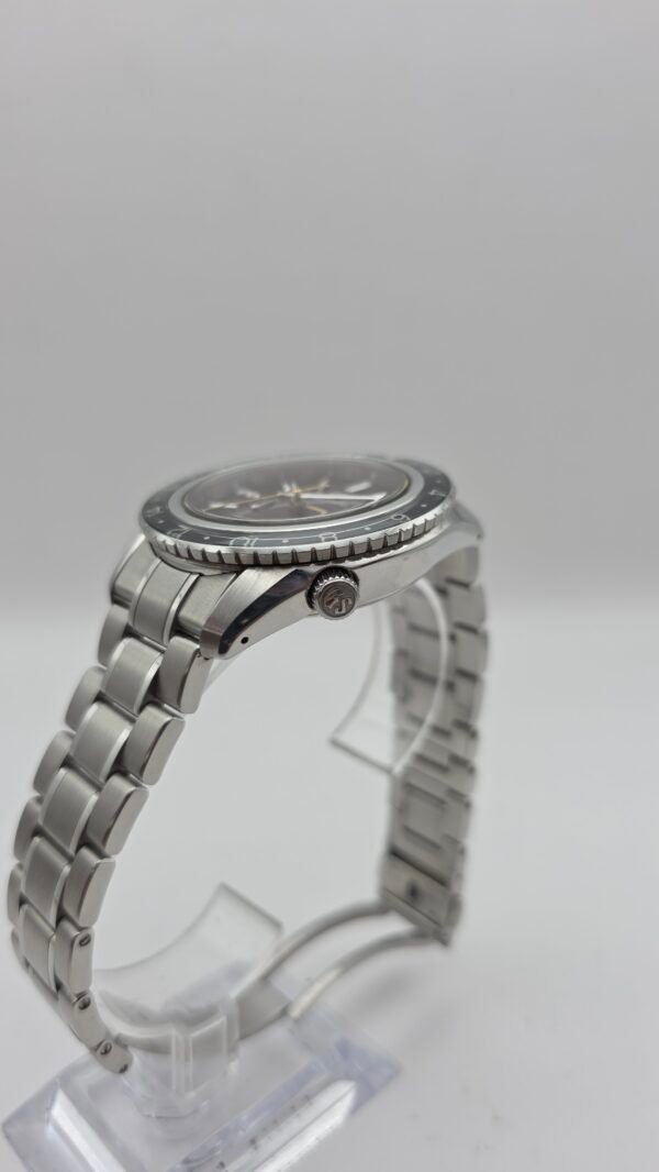 Grand Seiko GMT Sport Collection SBGE245 SBGE245G Ltd 600 pcs Spring Drive 44mm Stainless Steel Red Full Set MSRP 8.9K