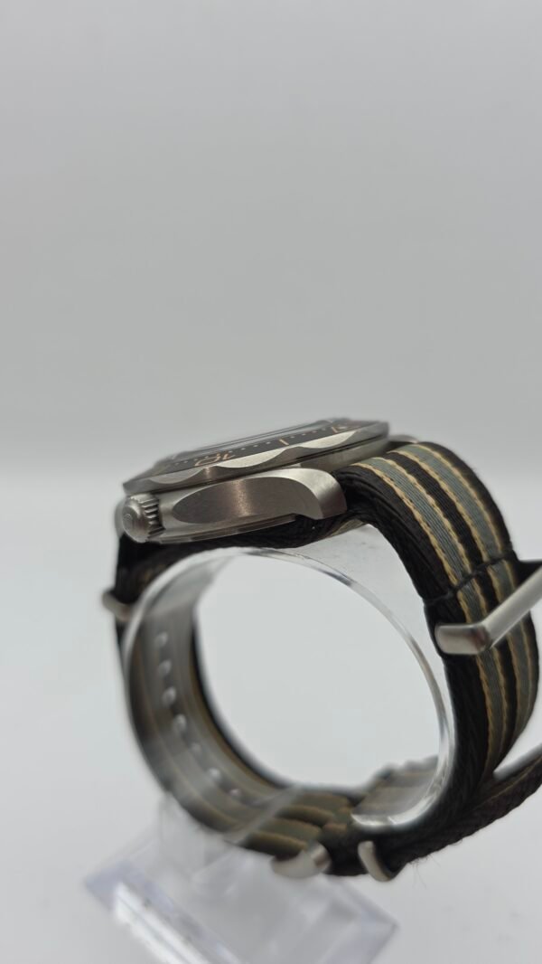 Omega James Bond Seamaster Diver 300m 210.92.42.20.01.001 No Time To Die NTTD 42mm Titanium Brown Full Set
