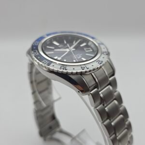 Grand Seiko Sport Collection GMT SBGJ237 SBGJ237G 44mm Stainless Steel Blue Full Set MSRP 9.7K - Image 6