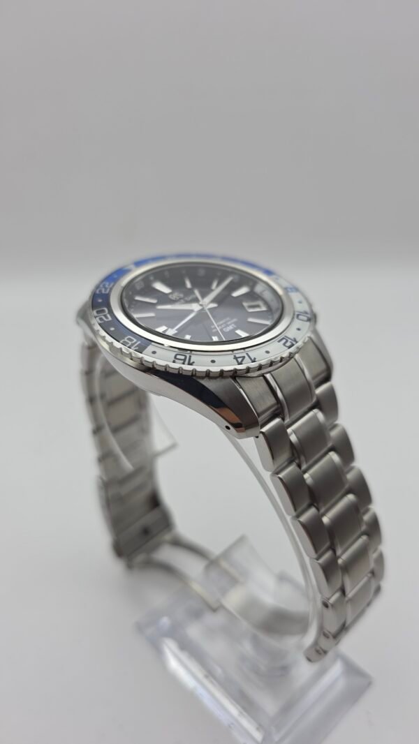 Grand Seiko Sport Collection GMT SBGJ237 SBGJ237G 44mm Stainless Steel Blue Full Set MSRP 9.7K