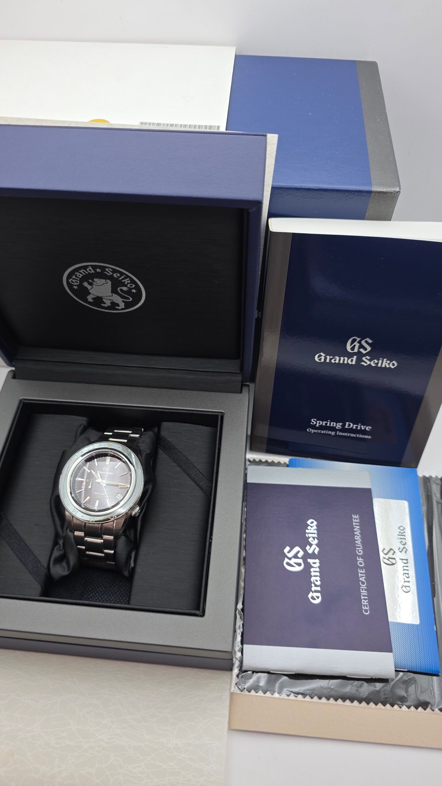Grand Seiko GMT Sport Collection SBGE245 SBGE245G Ltd 600 pcs Spring Drive 44mm Stainless Steel Red Full Set MSRP 8.9K - Image 9