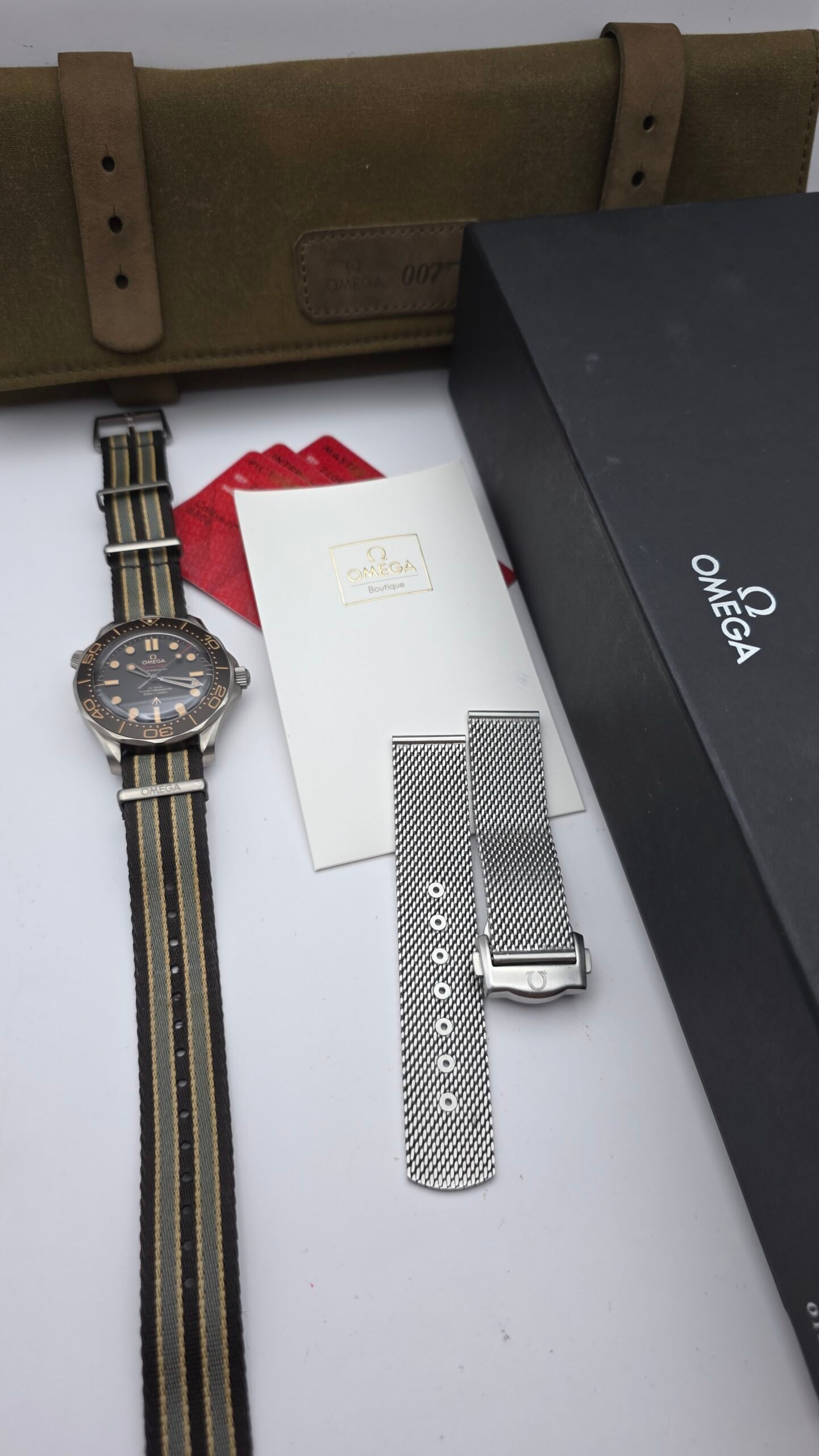Omega James Bond Seamaster Diver 300m 210.92.42.20.01.001 No Time To Die NTTD 42mm Titanium Brown Full Set - Image 9
