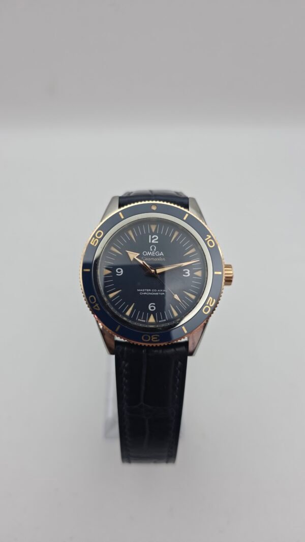 Omega seamaster 300 233.62.41.21.03.001 41mm Blue Titanium Sedna gold