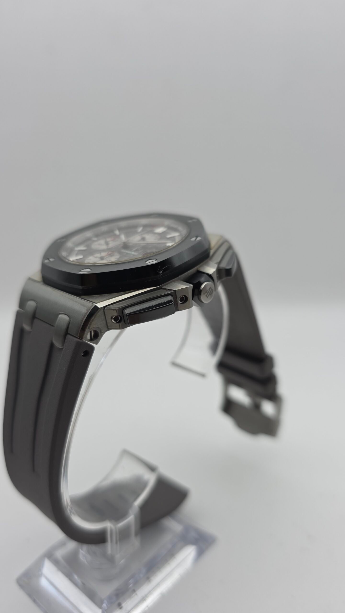 STICKERED Audemars Piguet AP Royal Oak Offshore Reverse Panda Chronograph Novelty 26400IO.OO.A004CA.01 26400IO 44mm Titanium Grey Full Set - Image 3