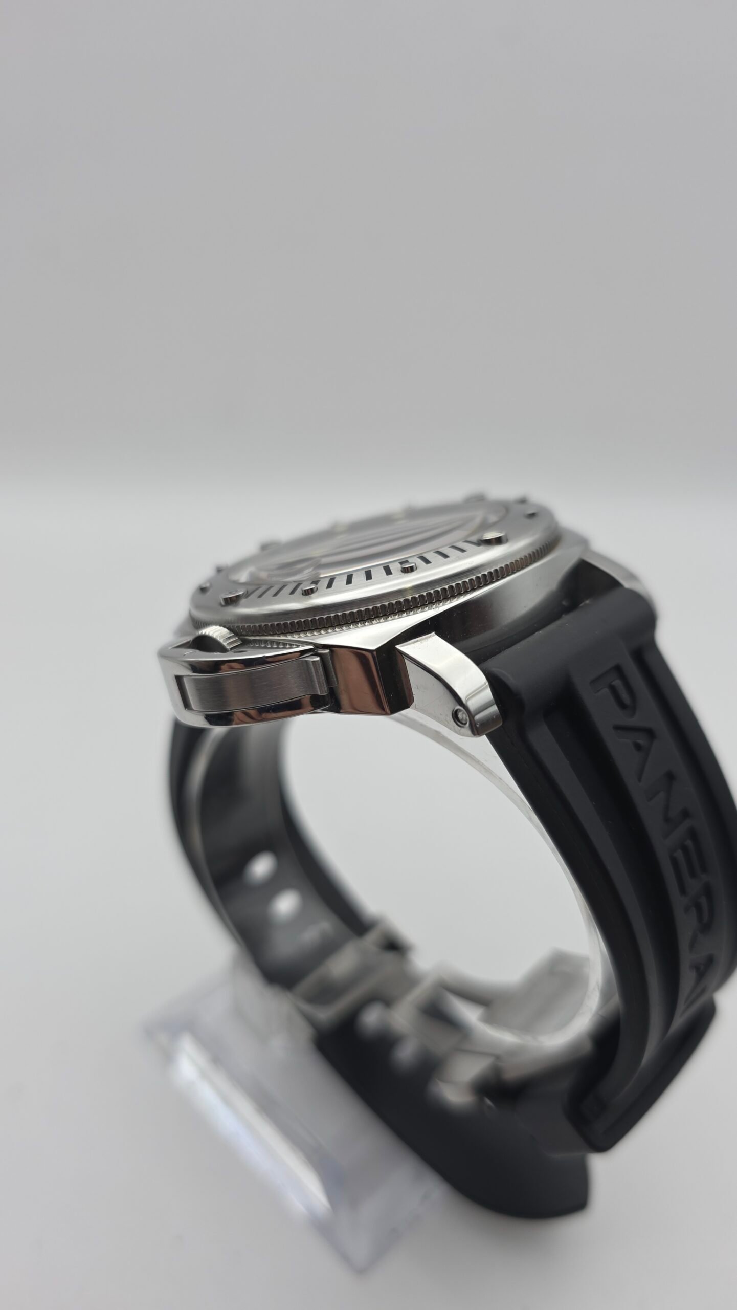 Panerai Luminor Submersible PAM 24 PAM00024 44mm Steel Black Full Set - Image 4