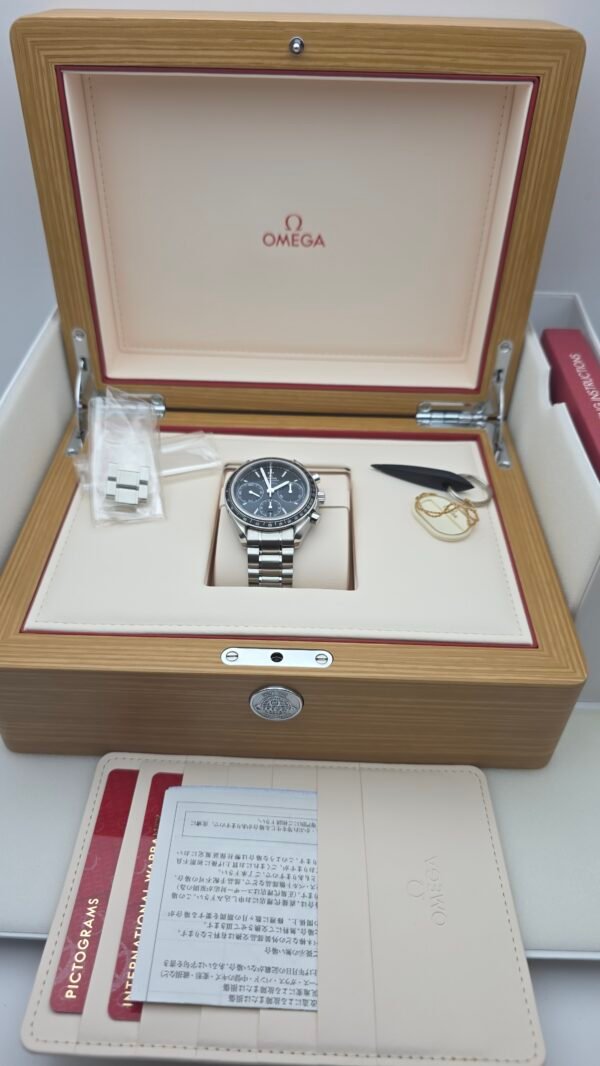 IN WARRANTY Omega Speedmaster Racing 326.30.40.50.01.001 40mm Steel Black Chronograph Full Set