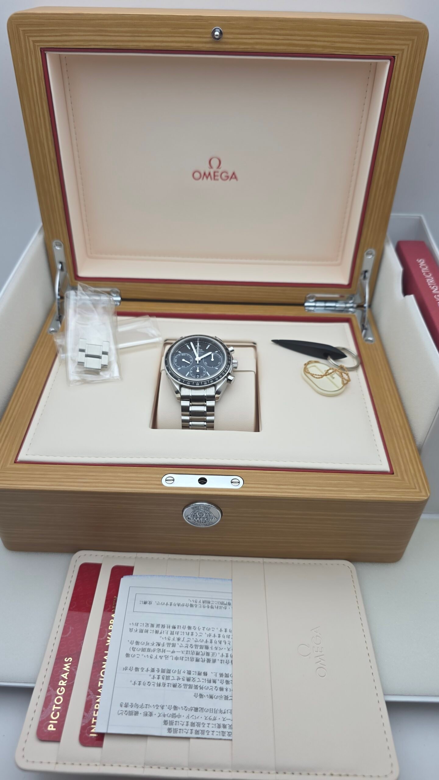 IN WARRANTY Omega Speedmaster Racing 326.30.40.50.01.001 40mm Steel Black Chronograph Full Set - Image 10